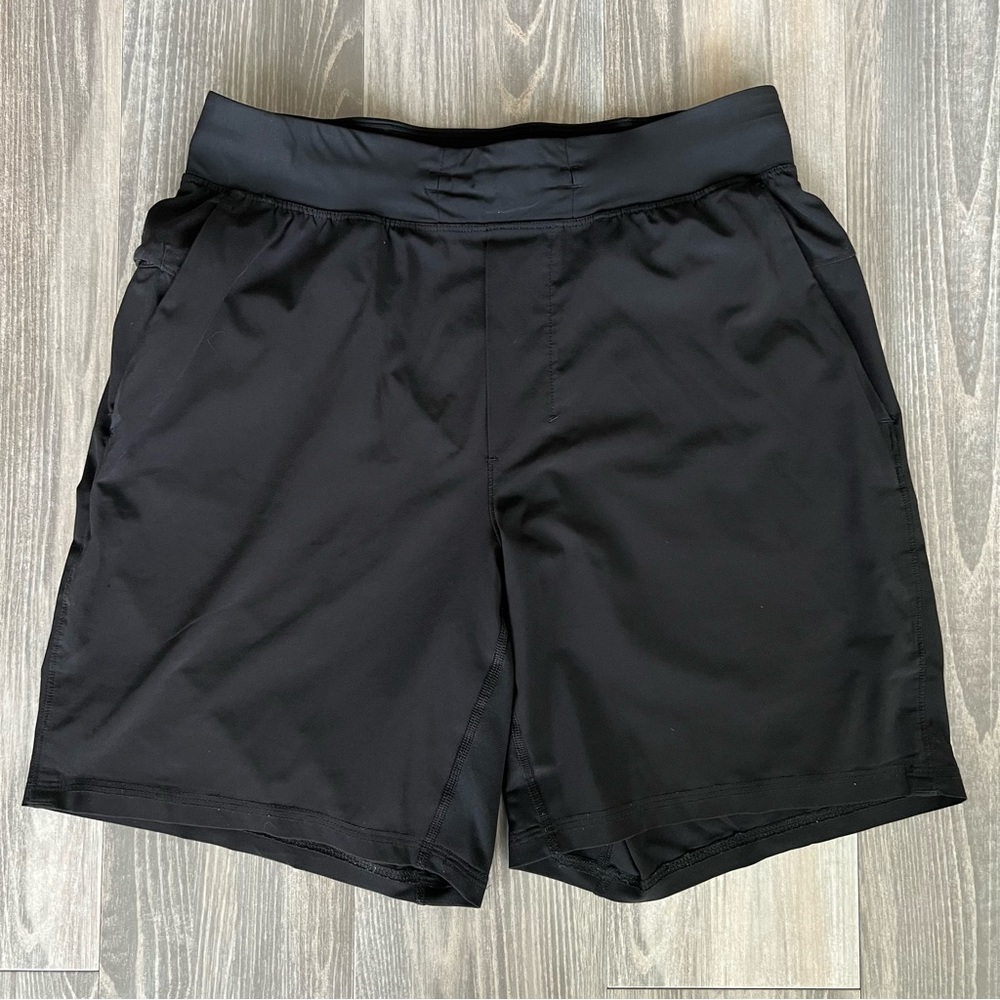 Lululemon T.H.E. Linerless Short 7” Men’s Small BLACK